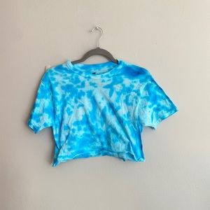 Tie-dye crop top